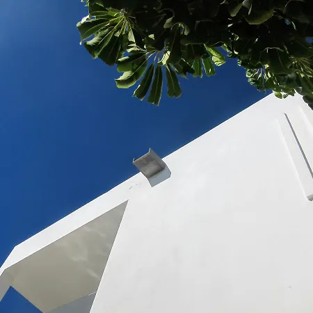 De La Marina Playa Blanca (Lanzarote)