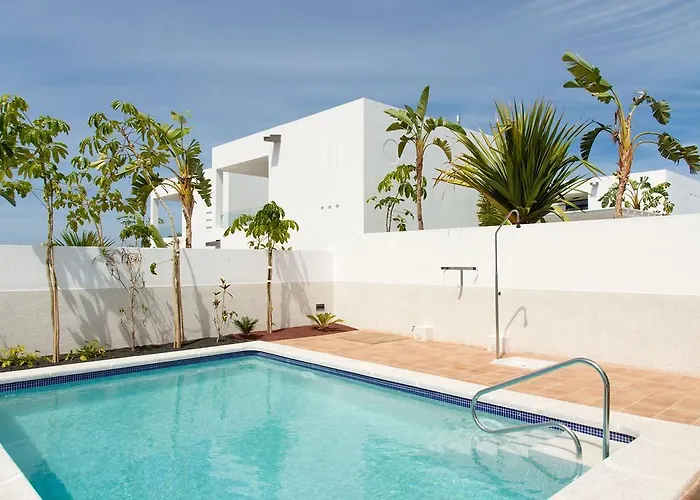 De La Marina * Playa Blanca (Lanzarote)