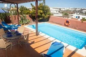 De La Marina * Playa Blanca (Lanzarote)